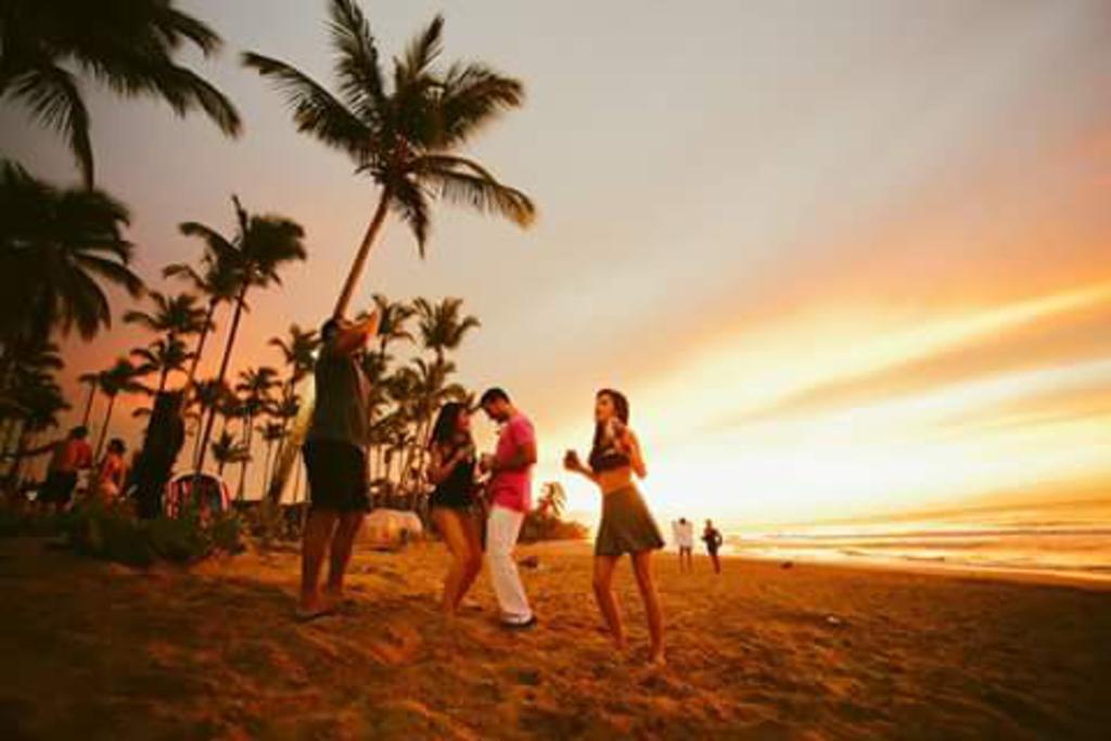 Villa Habitaciones Playa Coson ลาสแตร์เรนาส ภายนอก รูปภาพ